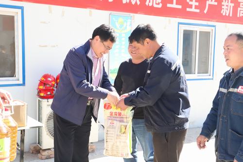 司正林深入礦建二公司車村項(xiàng)目部、天工瑞能項(xiàng)目部走訪慰問