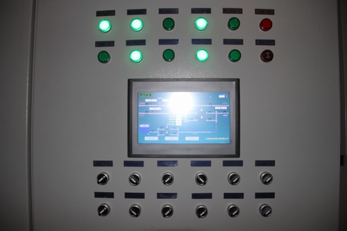 陜煤建設(shè)銅煤公司全力以赴實現(xiàn)銅煤1#、2#住宅小區(qū)正常供暖