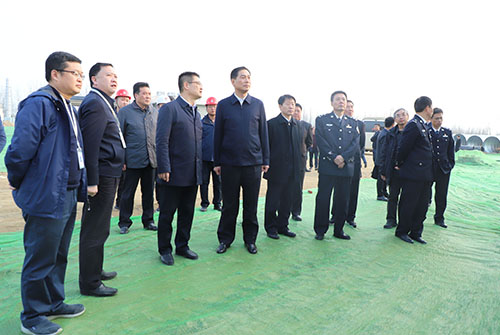 陜西省副省長胡明朗視察陜煤建設(shè)漢中分公司鋪鎮(zhèn)污水廠截污干管項(xiàng)目