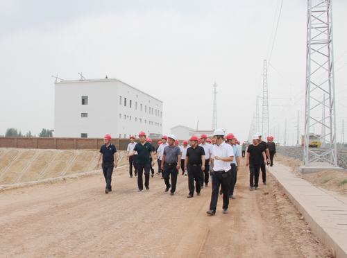 陜煤建設(shè)銅煤公司陜北地區(qū)施工現(xiàn)場(chǎng)迎來了“熟悉”的來賓