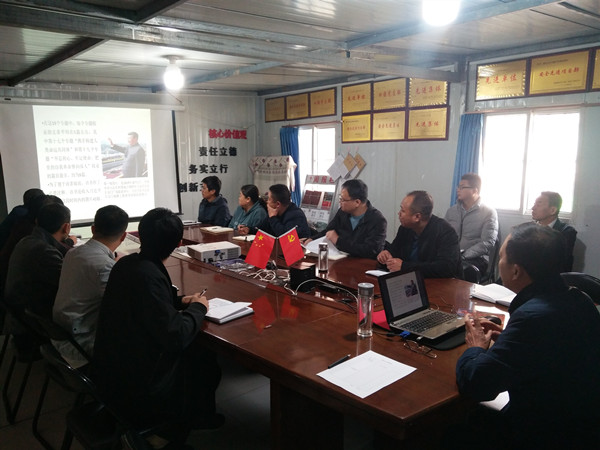 陜煤建設(shè)澄合分公司領(lǐng)導(dǎo)班子走進一線講黨課