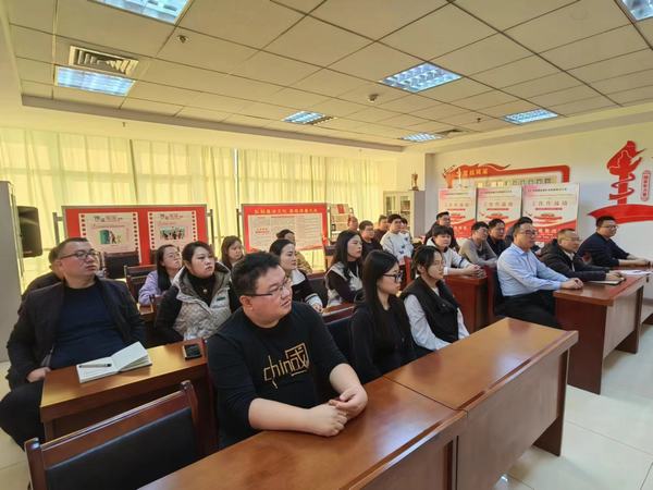 陜煤建設(shè)煤礦運(yùn)營服務(wù)分公司：“平‘語’近人”助力產(chǎn)生新動能